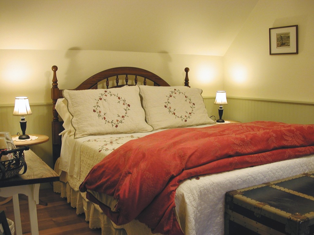 The Homestead Room – Fern Glen Inn Bed And Breakfast